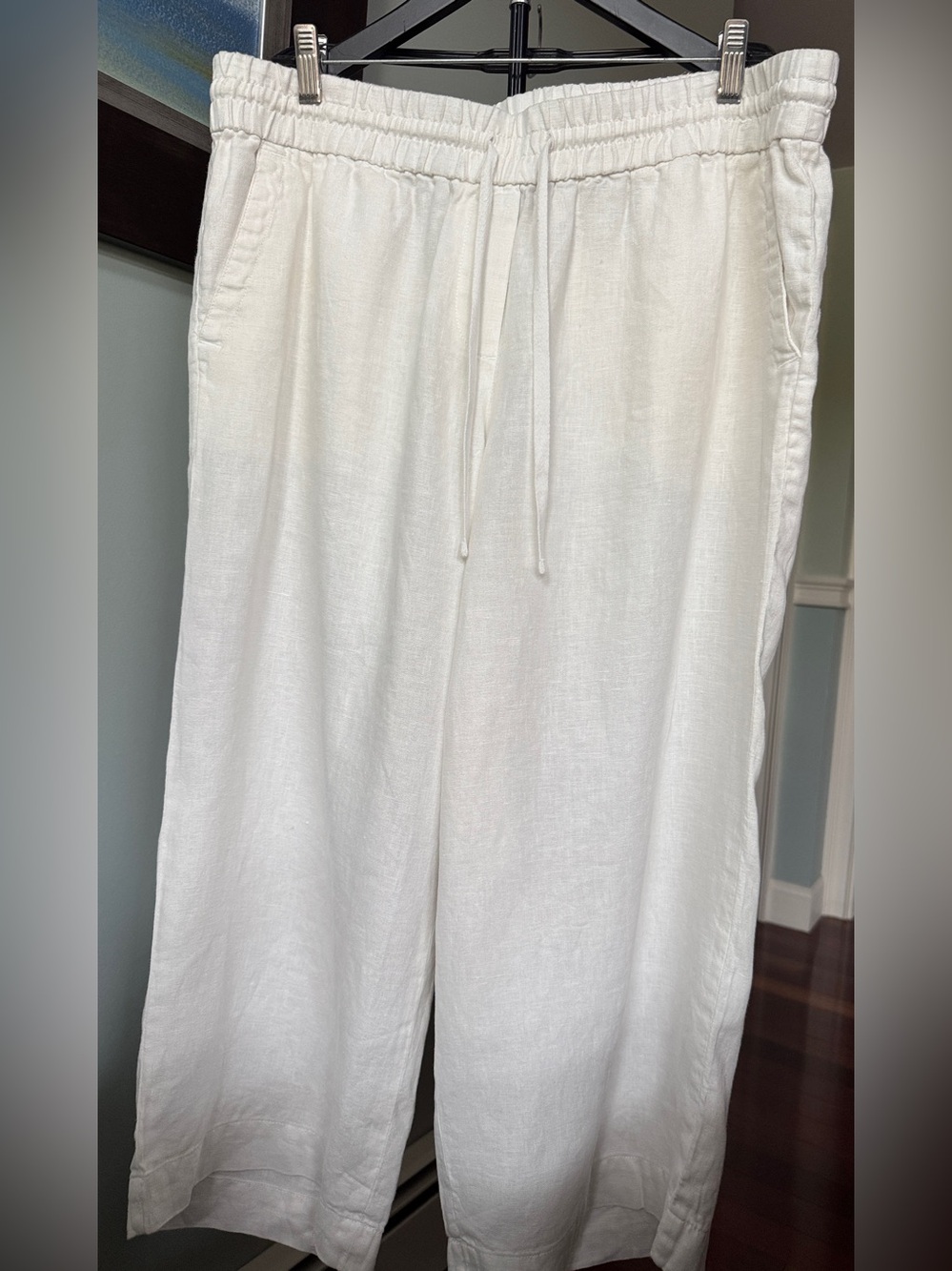 Talbots White Linen  4 Pocket Drawstring  WideLeg Capris size 14w(x) EUC